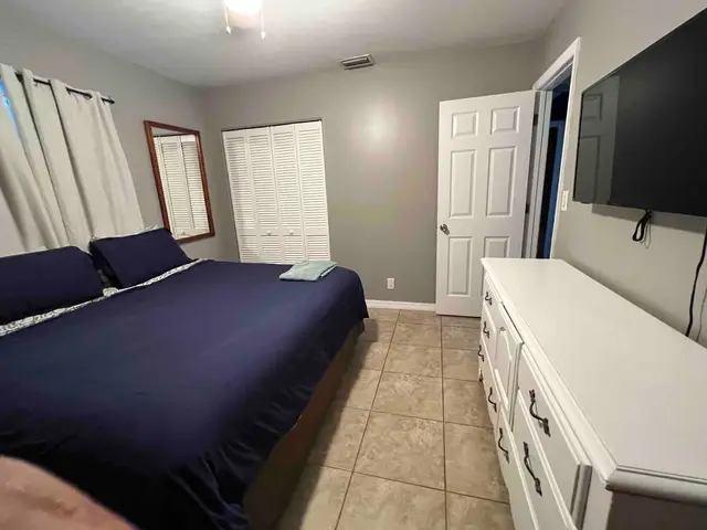 Bliss 3 furnished rental in Hollywood, FL – photo 10