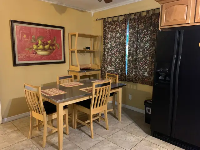 Bliss 4 furnished rental in Hollywood, FL – photo 11