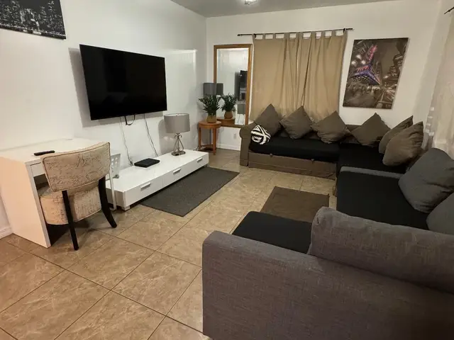 Bliss 5 furnished rental in Hollywood, FL – photo 2
